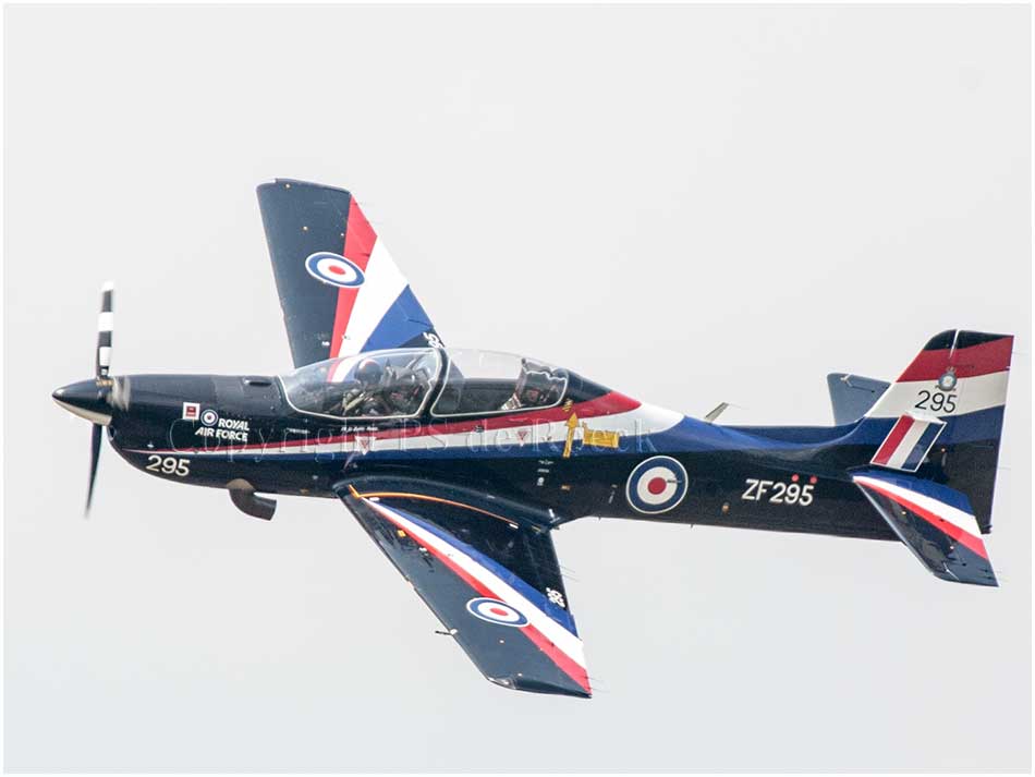 Short Tucano